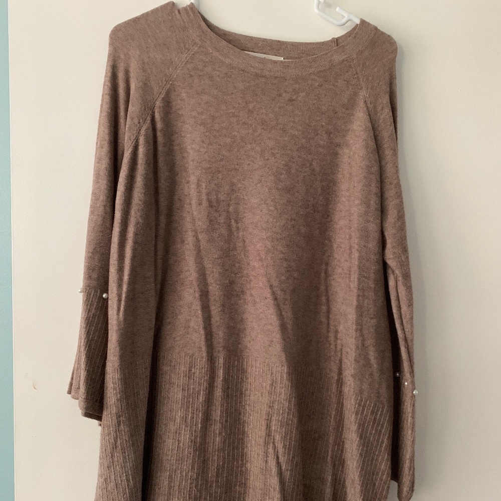 Sweater with bead detail on sleeves